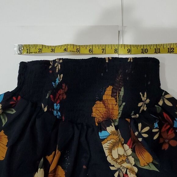 2 Piece Outfit   - Picture 7 of 16